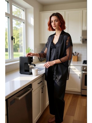 FRM Kadın Saten Pijama ve Kimono Üçlü Set V Yaka Kolsuz Fonksiyonel Dayanıklı Kaliteli Estetik
