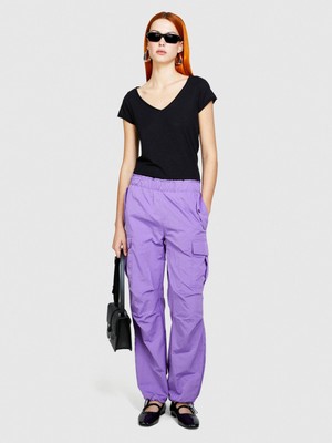 Sisley Pamuk Modal Karışımlı Normal Kalıp V Yaka T-Shirt Kadın Siyah T-Shirt - 324P3TNHL4007