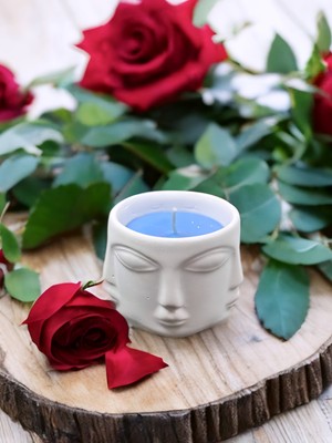 Dekoratif Yüz Figürlü Kapta Hoş Kokulu %100 Doğal Soya Mum - Sanatsal Tasarım ve Temiz Yanışlı Minimal Konsept - Romantik Ortamlar, Ev Dekorasyonu ve Özel Günler Için Zarif ve Estetik Hediye Seçeneği