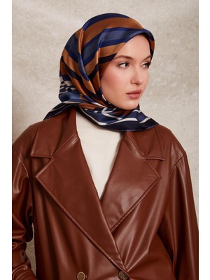 Levidor Lacivert Kare Desenli Twill Ipek EŞARP-0920