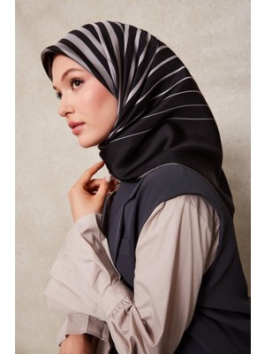 Levidor Gri Şerit Desen Twill Ipek EŞARP-0909