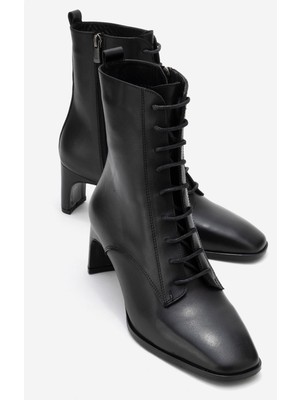 Luvi Sudy Siyah Cilt Hakiki Deri Bağcıklı Kadın Blok Topuklu Bot