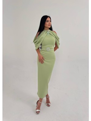 Omuz Detaylı Halter Yaka Kemerli Taş Detaylı Elbise