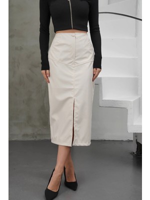 Bosel Yırtmaçlı Uzun Deri Etek Krem