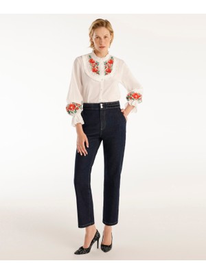 Yargıcı Nakış Detaylı Yüksek Bel Denim Pantolon