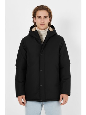 D1fference İçi Kürklü Cepli Kapüşonlu Jel Elyaflı Su ve Rügar Geçirmez Erkek Kışlık Mont