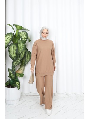 Kendinden Desenli Triko Takım