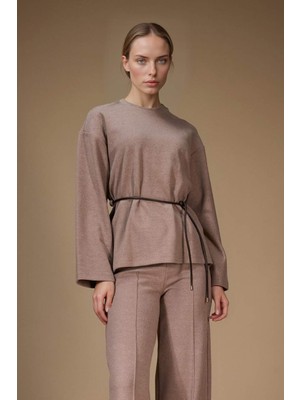 DeFacto Regular Fit Bisiklet Yaka Bağlama Detaylı Selanik Uzun Kollu Bluz G3392AX25AU