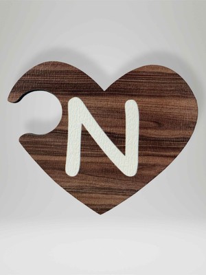 Mundy N Harfi (Sağ Parça) – Ahşap Puzzle Kalp Harf Magnet – Buzdolabı Süsü – Ikili Uyumlu (KOD:1022)