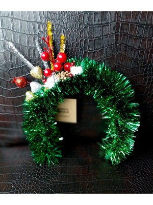 Yılbaşı Şenliği Için Parlak Sarı Parti Tacı ve Süsleri