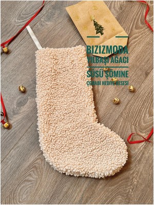 Yılbaşı Temalı Hediye Çorabı, Şömine Dekoratif Kesesi, Bej Renk, Sıcak ve Şık Tasarım