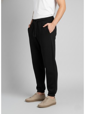 Balkonda Eşofman Altı 3 Iplik Bol Kesim Yumuşak Esnek Lastikli Paça Unisex Mat Siyah