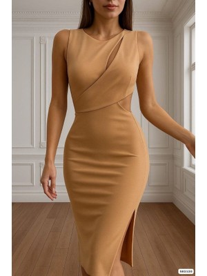 Etiler Collection Kadın Goğüs Detaylı Sırt Dekoltelı Yırtmaç Detaylı Scuba Elbise