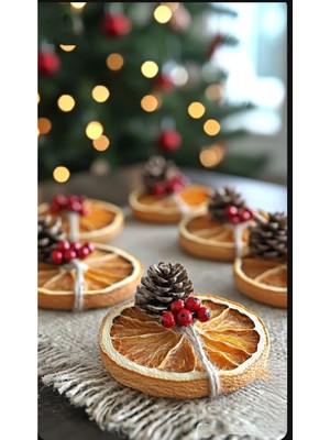 Turuncu Yılbaşı Masa Dekorasyon Süsü, Şık ve Neşeli Yılbaşı Atmosferi Için Ideal