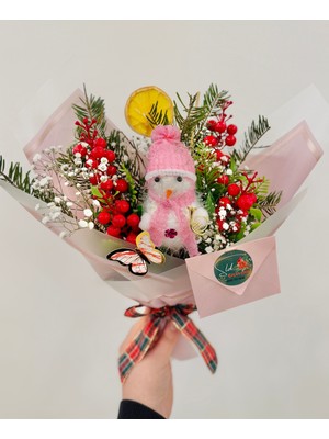 Pembe Kokina Buketi, Kardan Kadın ve Kelebek Detaylı, Yeni Yıl Hediye Çiçeği