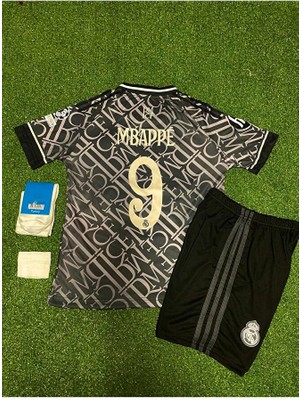 Maharet R. Madridd Kylian Mbappe 2024-25 Yeni Çocuk Forması 4'lü Set (Thırd Shirt)