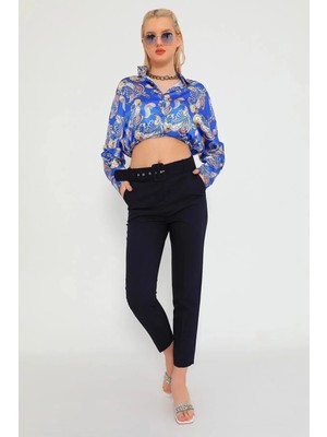 Flexifit Slim Fit Havuç Paça Kemerli Kadın Pantolon – Zamansız Şıklık, Maksimum Konfor, Modern Siluet