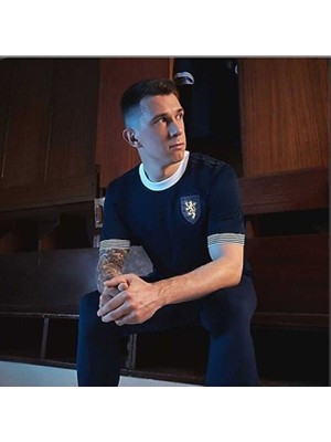 Maharet Iskoçya 150. Yıl Özel Futbol Forması