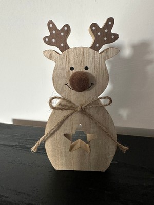 Yılbaşı Ahşap Geyik Figürü - 15 Cm, Şık ve Doğal Dekorasyon Parçası