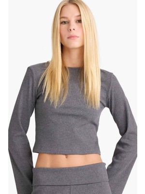 DeFacto Fitted Bisiklet Yaka Fitilli Kaşkorse Uzun Kollu Tişört G2958AX25WN