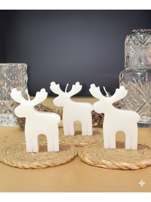 Yılbaşı Temalı Beyaz Geyik Dekoratif Mum Seti, 10 Adet, Şık ve Doğal Dekorasyon.