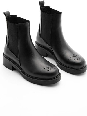 Laura Kadın Hakiki Deri Elastik Yan Bantlı Günlük Bot Siyah