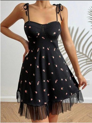 NemereSoft Kadın Siyah Pembe Gül Desenli Askılı Bağlamalı Dantel Detaylı Elbise 5072