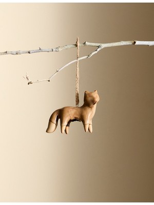 Bej Seramik Tilki Asılı Dekorasyon, Şık ve Doğal Ev Aksesuarı