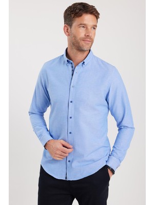 Tudors Erkek Slim Fit Dar Kesim Uzun Kollu Pamuklu Oxford Doku Kolay Ütülenebilir Mavi Düğmeli Yaka Gömlek
