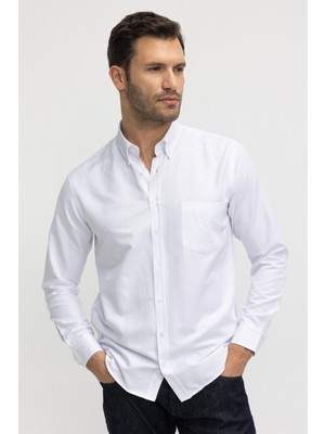 Tudors Erkek Regular Fit Klasik Kesim Oxford Doku Yaka Düğmeli Cepli Nakışlı Beyaz Gömlek