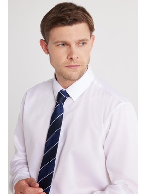 Tudors Slim Fit Beyaz Non-Iron %100 Pamuk Doğa Dostu Ekoteks Belgeli Ütü Gerektirmez Gömlek