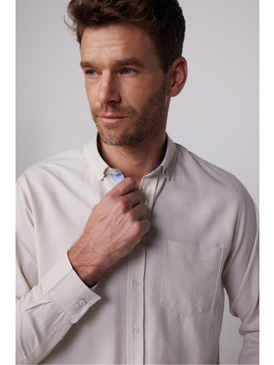 Tudors Erkek Regular Fit Klasik Kesim Düğmeli Yaka Pamuklu Kolay Ütü Oxford Düz Gömlek