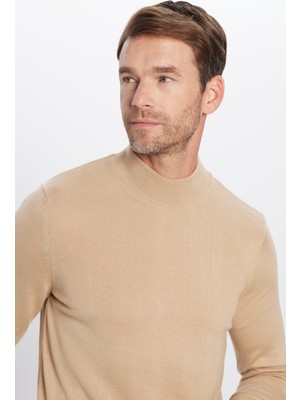 Tudors Erkek Standart Fit Normal Kesim Yarım Balıkçı Yaka Düz Taş Triko Kazak