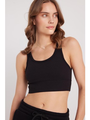 Tudors Kadın Slim Fit Dar Kesim Askılı Kare Yaka Siyah Crop