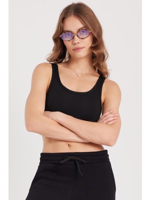Tudors Kadın Slim Fit Dar Kesim İnce Askılı Kare Yaka Siyah Crop