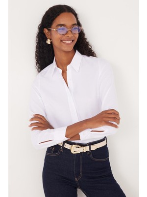 Tudors Kadın Slim Fit Dar Kesim Uzun Kollu Pamuklu Vücuda Oturan Dokulu Beyaz Basic Gömlek