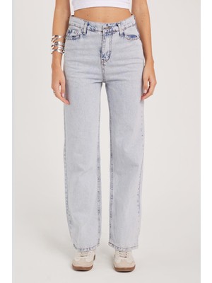 Tudors Kadın Regular Fit Klasik Kesim Pamuklu Bol Paça Açık Mavi Jean Pantolon