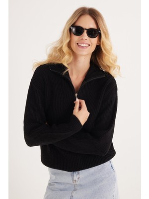 Tudors Kadın Oversize Geniş Kesim Dokumalı Fermuarlı Yaka Siyah Kazak