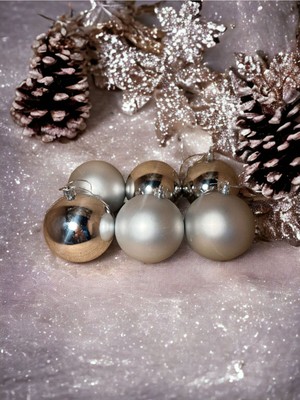 Gümüş Renk Yılbaşı Süsü Seti, Parlak ve Mat Toplar, 8 Cm, 6 Adet, Asetat Kutu