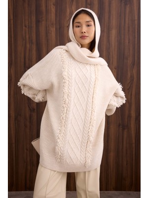 HE-QA Püskül Detaylı Örme Kazak Ekru