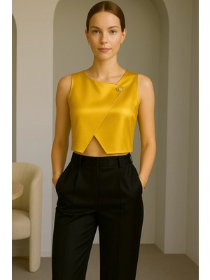 Nsm Asimetrik Saten Büstiyer Gold Düğmeli Crop Model Sade Şık Büsiyer