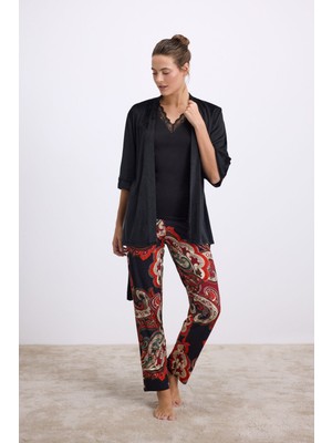 Anıl Kadın Desenli Pantolonlu 3’lü Set – Sabahlık, Dantel Detaylı Atlet ve Pantolon Takımı (11546)