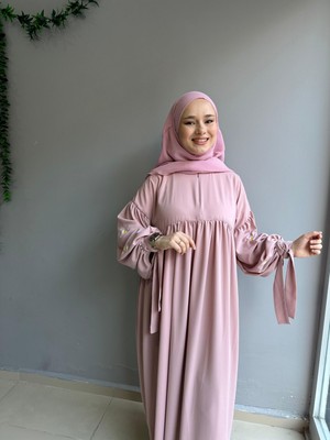 Yüsra Collection Papatya Nakışlı Liza Elbise