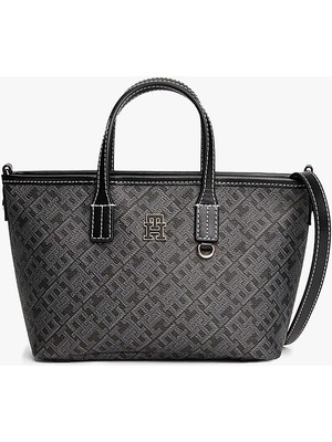 Tommy Hilfiger Kadın Siyah Omuz Çantası (AW0AW17717-BDS)