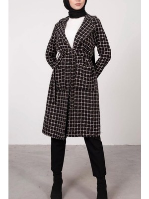 Tesettür Diyarı Kazayağı Desen Astarlı Kuşaklı Kaban- Siyah Lila