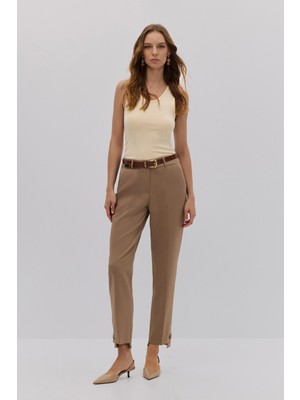 SHN Paçası Düğme Detaylı Straıght Fıt Pantolon