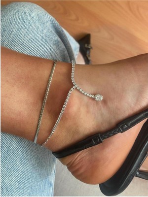 Zirkon Taşlı Gümüş Renk Çelik Halhal – Zarif, Şık ve Yaz Kombinlerinin Vazgeçilmezi