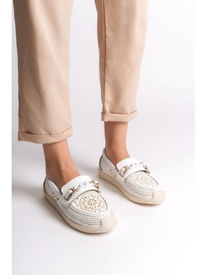 Joy Ayakkabı Lızy Bağcıksız Ortopedik Rahat Taban Çiçek Desenli Kadın Babet Ayakkabı  Ckt - Beyaz