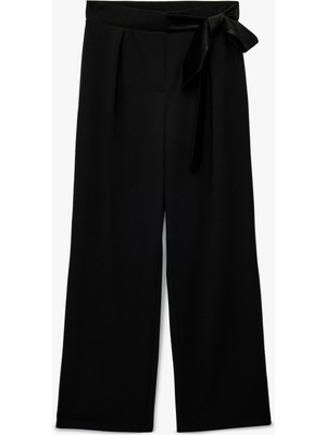 Koton Bağlamalı Saten Fiyonk Detaylı Geniş Paça Kumaş Pantolon