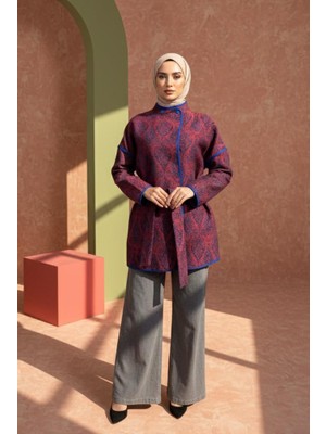 Etnik Desenli Çıtçıtlı Kapitone Ceket